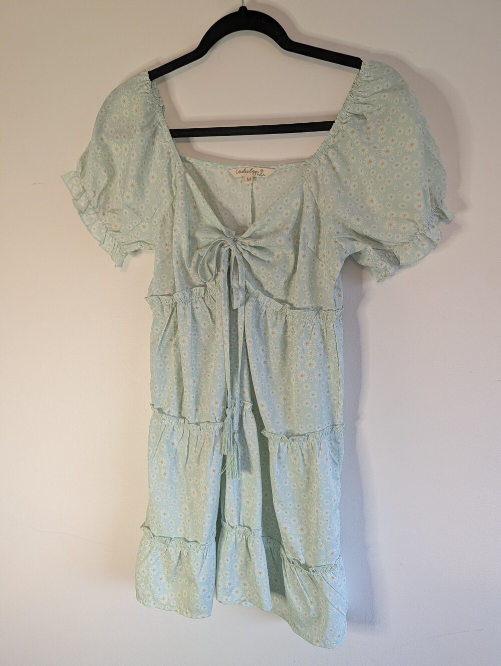 Light Green Puff Sleeve Tiered Midi Dress with Tie Front Size Medium
